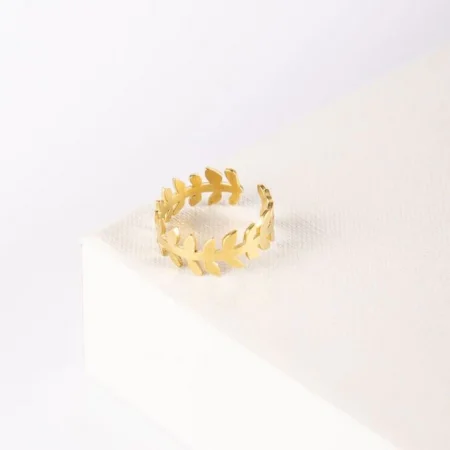 Solid Leaf Ring